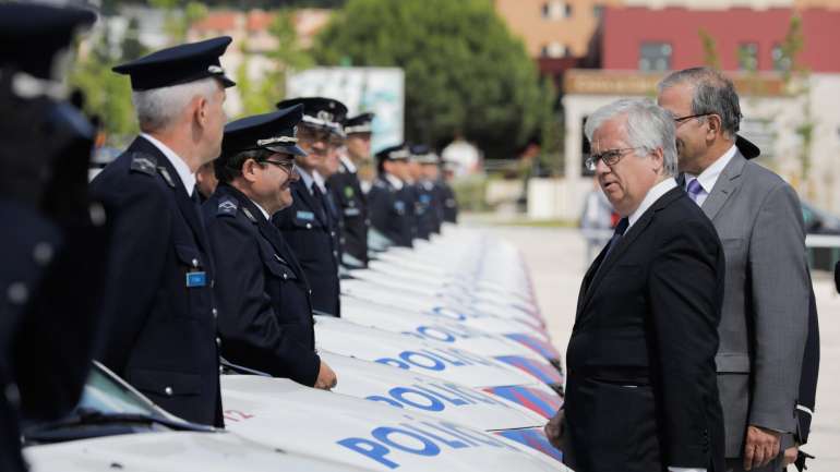 Eduardo Cabrita visitou esta quarta-feira a Escola Prática de Polícia de Torres Novas
