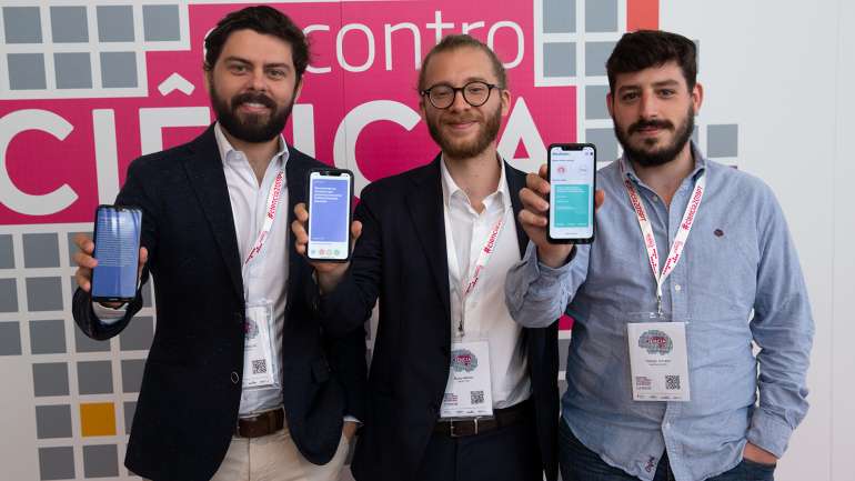 Nuno Moniz, Arian Pasquali e Tomás Amaro são os três responsáveis por uma aplicação focada na democracia digital