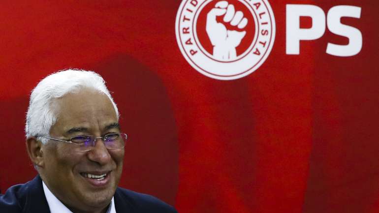 Sondagem mostra que PS está na frente mas falha maioria