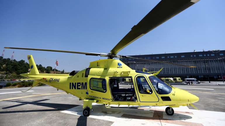 A decisão do local de aterragem cabe ao piloto do helicóptero