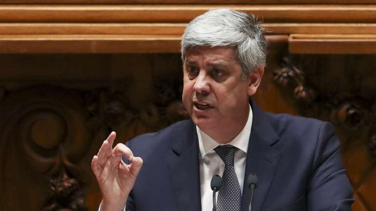 O Orçamento de Estado tinha previsto um défice de 0,2% mas Centeno poupou no investimento público