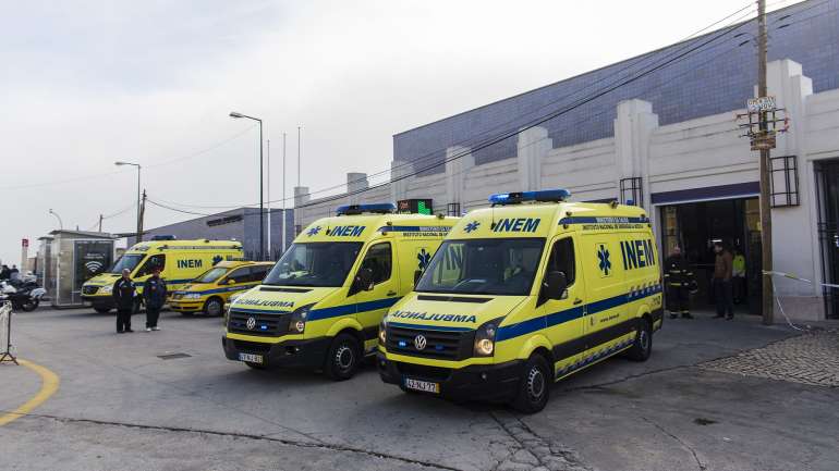 Na tarde de 20 e 21 de julho, cinco das nove ambulâncias estiveram paradas no Porto por falta de pessoal