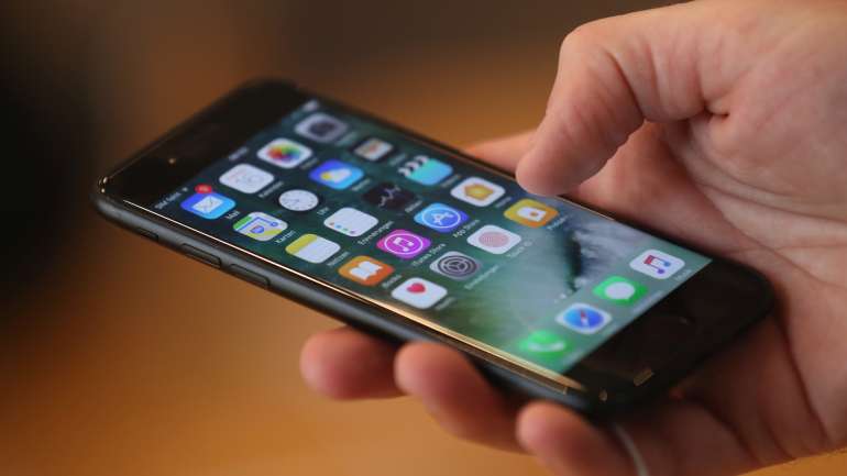 A Siri é a assistente digital da Apple. Foi lançada em 2011