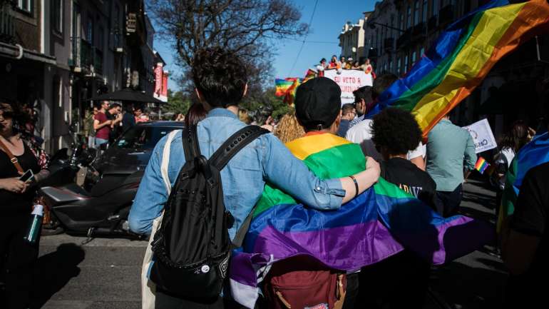A orientação sexual é "uma complexa mistura de influências genéticas e ambientais"