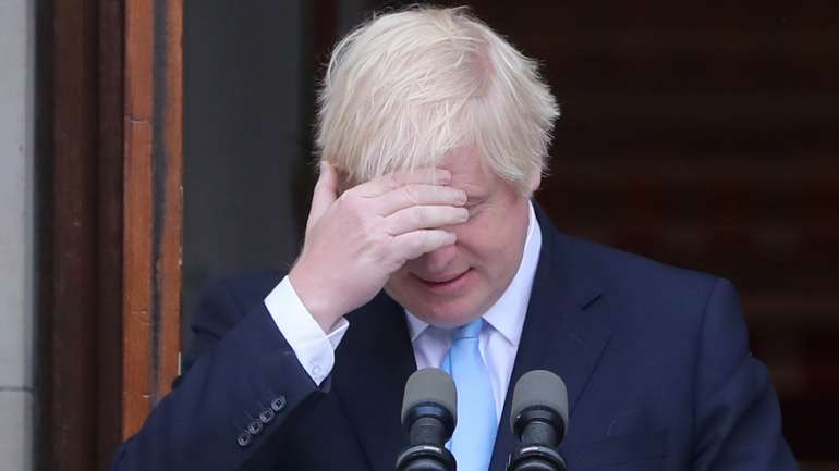 O primeiro-ministro britânico apresentou uma moção para marcar eleições antecipadas para 15 de outubro