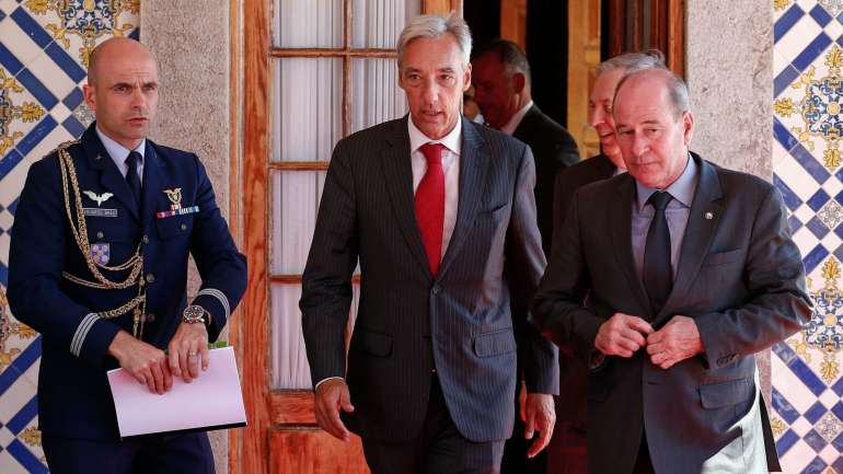 João Gomes Cravinho falava aos jornalistas no final de uma reunião com o ministro da Defesa do Brasil, general Fernando Azevedo e Silva, no Forte de São Julião da Barra, em Oeiras