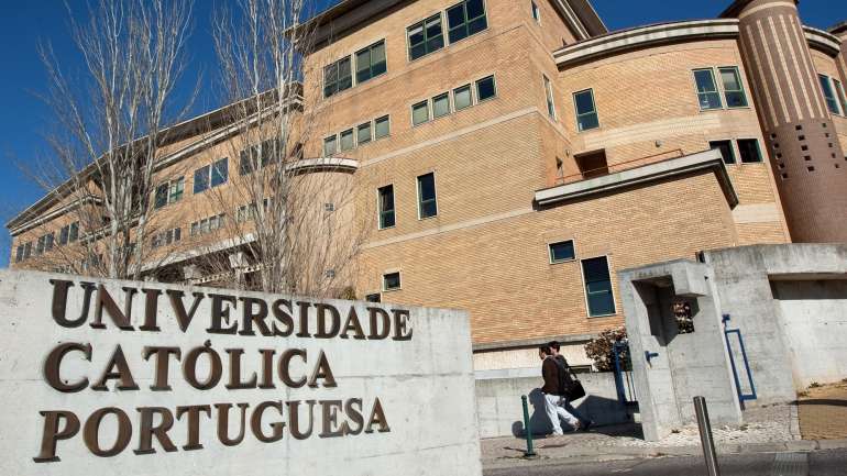 Esta é a 16ª edição do ranking desta publicação britânica que abrange a avaliação de cerca de cinco mil instituições