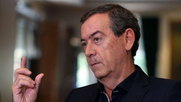 Miguel Guimarães falava à margem da apresentação do projeto “Reinventar os ACeS – Autonomia em Proximidade”, no Porto