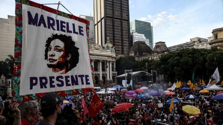 O prémio Sakharov do PE premeia, todos os anos, indivíduos e organizações que se destacam na defesa dos direitos humanos e das liberdades fundamentais