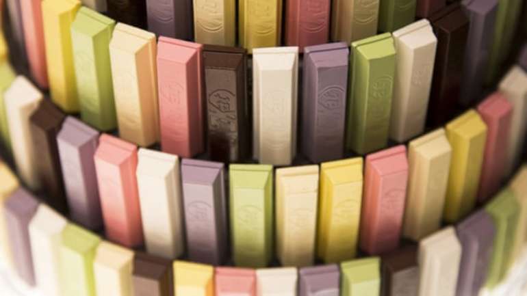 Este conceito já existia no Japão, país onde normalmente está disponível uma paleta de 300 sabores para escolher