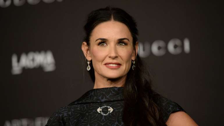 No novo livro de memórias, Demi Moore revela que sofreu um aborto, que foi violada e que salvou a mãe do suicídio quando tinha apenas 12 anos