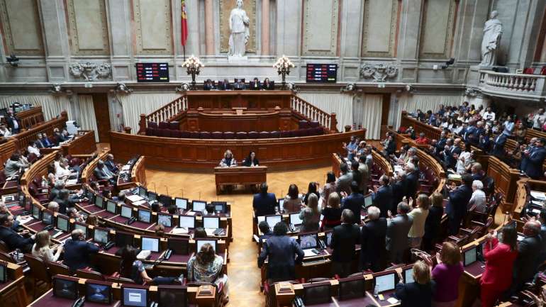 "O relatório é minucioso, traz muita informação", diz Teresa Leal Coelho, deputada do PSD