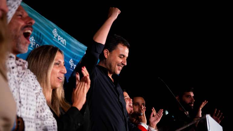 André Silva festeja o resultado eleitoral do PAN no Museu de Lisboa, onde o partido se instalou para acompanhar a noite eleitoral