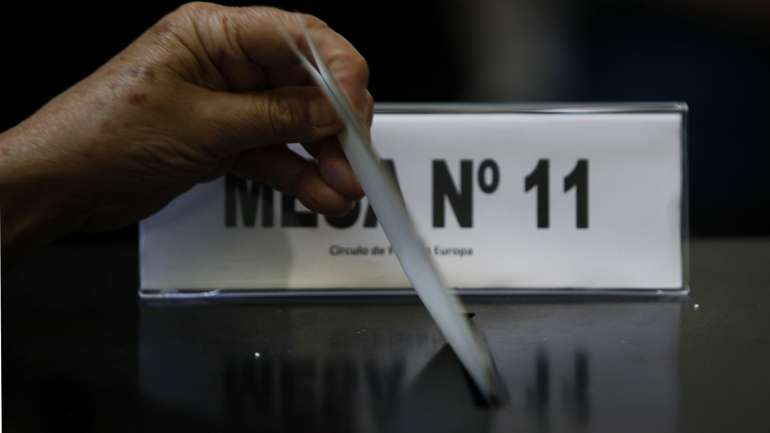 Livre quer ainda que o voto não presencial seja alargado "a todas as eleições