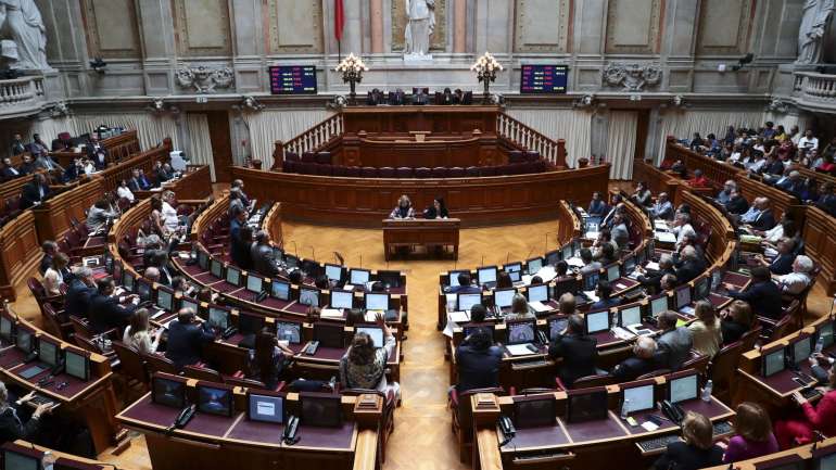 Eleições de 6 de outubro ditaram uma composição parlamentar com novidades que se estreiam ainda esta semana.