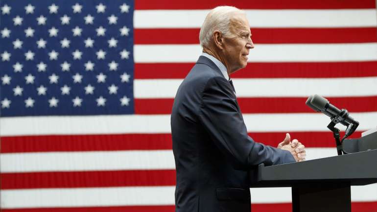 Joe Biden diz que pessoalmente é contra o aborto, mas a um nível político diz que ninguém pode dizer às "mulheres não podem controlar o próprio corpo"