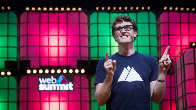 Paddy Cosgrave fundou a Web Summit na Irlanda, em 2010, e desde 2016 que a conferência se realiza em Lisboa