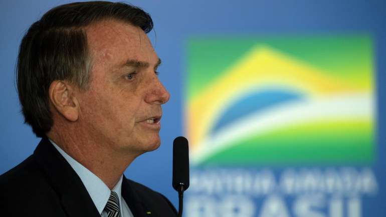 O presidente do Brasil usou as redes sociais para reagir à libertação de Lula da Silva.