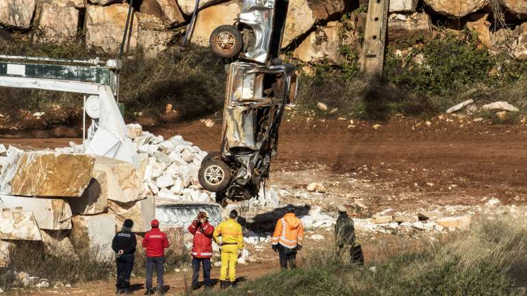 Faz um ano a 19 de novembro de 2019 que a estrada entre duas pedreiras colapsou