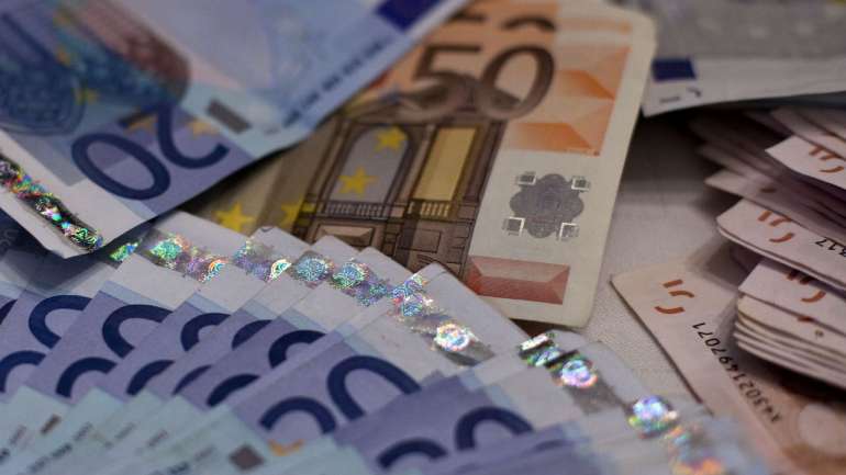 De acordo com o documento, o emprego cresceu 3,8% em Portugal Continental no terceiro trimestre