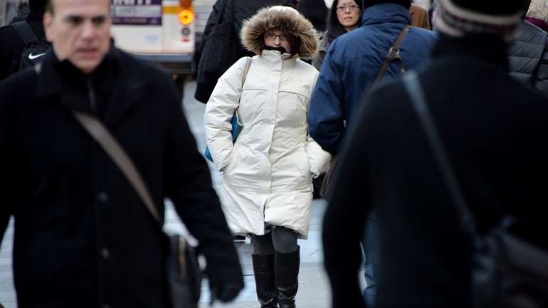 De acordo com Ângela Lourenço, esta descida brusca da temperatura está relacionada com a entrada de uma massa de ar muito frio, ar polar, que vem de norte, da Irlanda