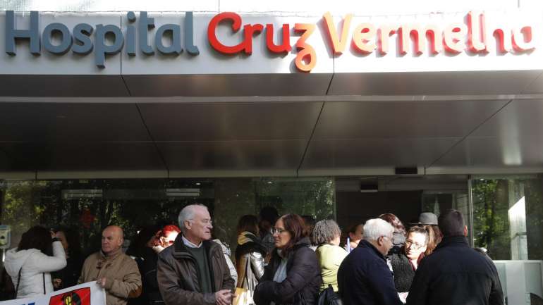 O Hospital da Cruz Vermelha tem um acordo de gestão com o Estado por 25 anos desde 1998