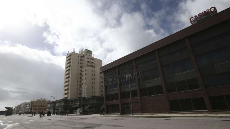 Os trabalhadores do Casino de Espinho emitiram um pré-aviso de greve para 29 e 30 de novembro
