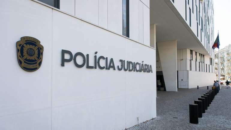 A investigação está a ser feita pela Unidade Nacional de Combate à Corrupção da Polícia Judiciária