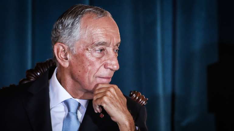O Presidente da República falou aos jornalistas, à margem da cerimónia de encerramento da reunião de Academias Nacionais de Medicina de Portugal e do Brasil