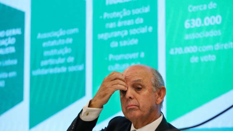 Tomás Correia, que naquele momento se tinha ausentado da sala onde decorria o conselho de administração, não participou desta discussão.