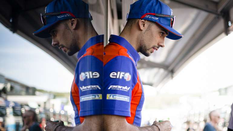 O piloto de 24 anos estreou-se este ano no Moto GP