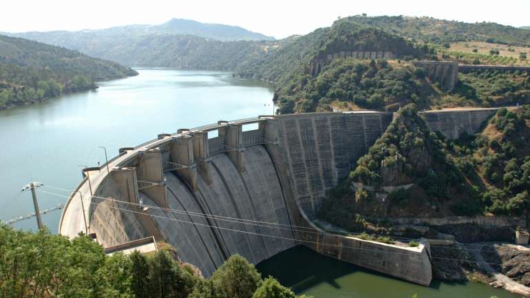 A barragem do Picote no Douro faz parte do pacote vendido ao consórcio liderado pela francesa Engie