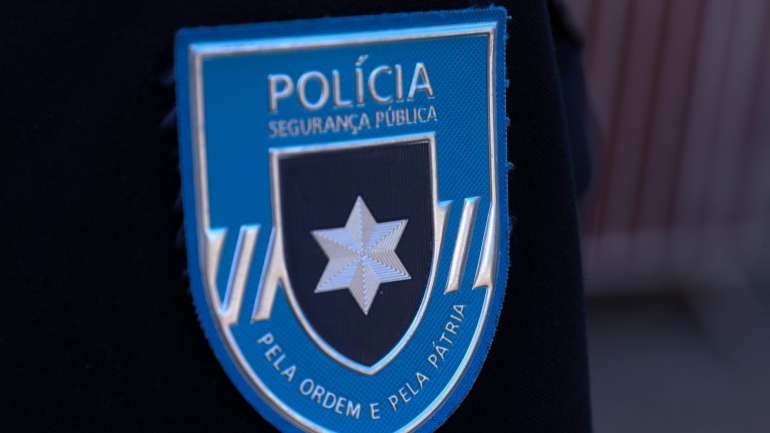 Degradação de alguns imóveis no centro histórico, como o Teatro Rosa Damasceno, foi igualmente sublinhada, com os moradores a pedir esclarecimentos sobre projetos e prazos de reabilitação.