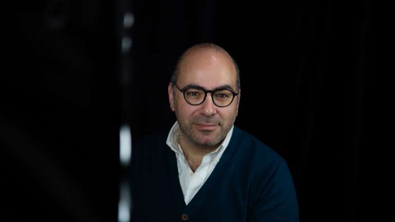 Miguel Pinto Luz apresenta a moção no dia 4 de janeiro