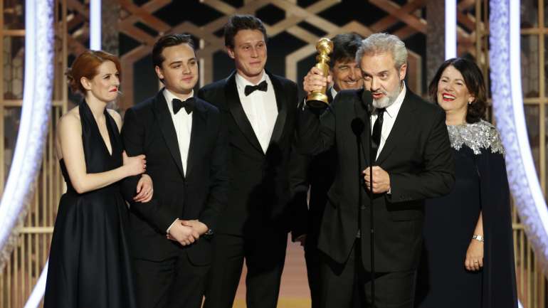 A equipa de "1917", filme escrito, produzido e realizado por Sam Mendes