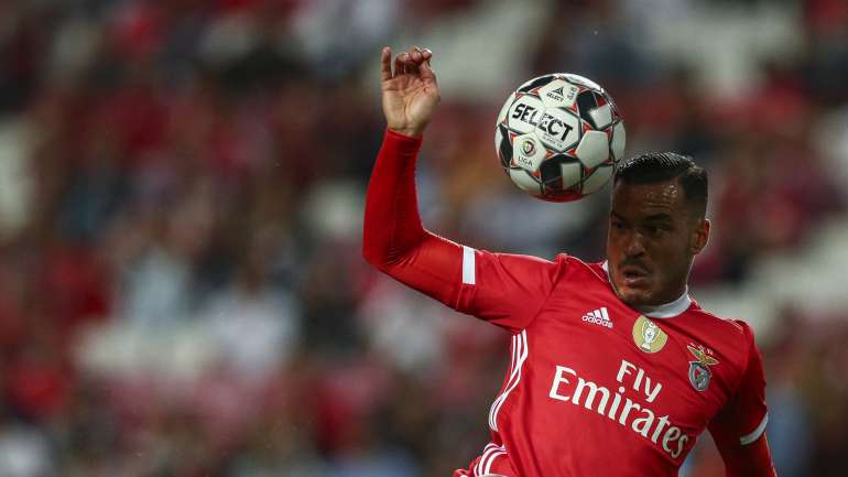 Raúl de Tomás marcou apenas três golos pelo Benfica, todos apontados na condição de visitante