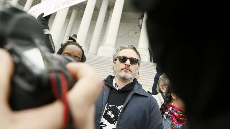 Joaquin Phoenix ganhou recentemente o Globo de Ouro de Melhor Ator num Filme Dramático com o filme Joker
