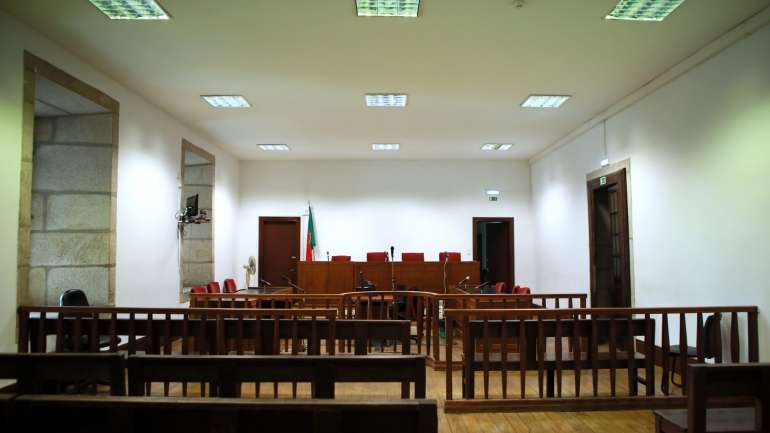As agressões decorreram durante uma audiência