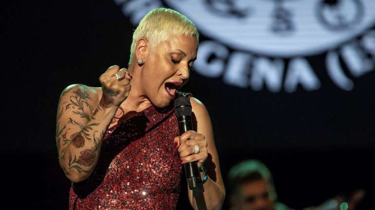 O novo trabalho discográfico será inteiramente preenchido com repertório de e interpretado por Amália Rodrigues