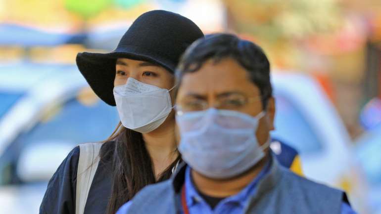 Coronavírus tem uma  capacidade de propagação superior a outras epidemias recentes, como a gripe A ou o surto de SARS