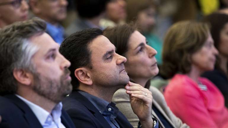 Pedro Nuno Santos herdou o dossiê do aeroporto de Pedro Marques