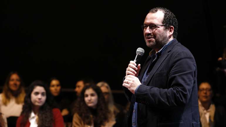 Secretário de Estado da Educação, João Costa, apresentou as novidades do portal estatístico Infoescolas. Estabelecimentos de ensino passam a ter área reservada