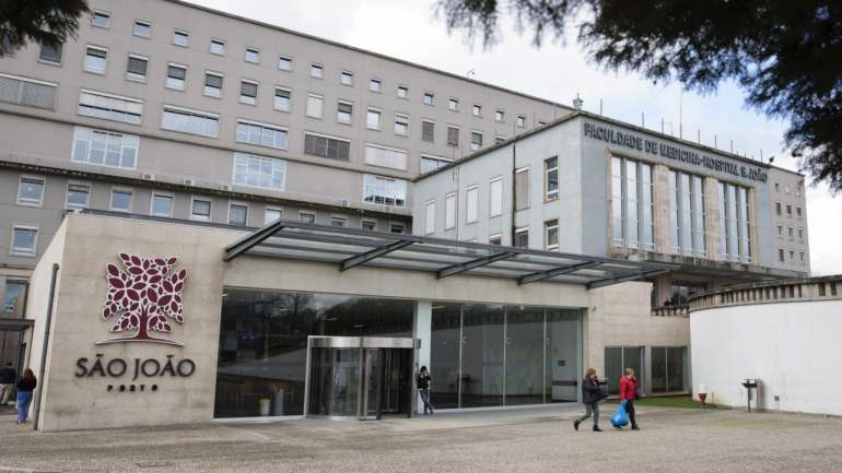 O professor de fagote, de 44 anos, é o quinto caso confirmado do coronavírus em Portugal