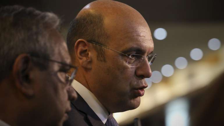 Em entrevista ao Público, o ministro diz estar preocupado com o impacto no setor do Turismo durante a Páscoa, mas não quer "dramatizar"