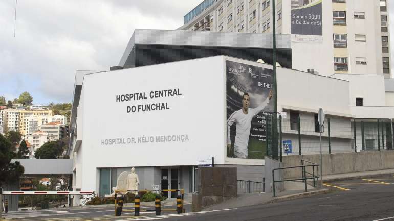 O Sesaram recomenda aos utentes que confirmem junto do seu centro de saúde se a sua situação pessoal e comprovativos de isenção