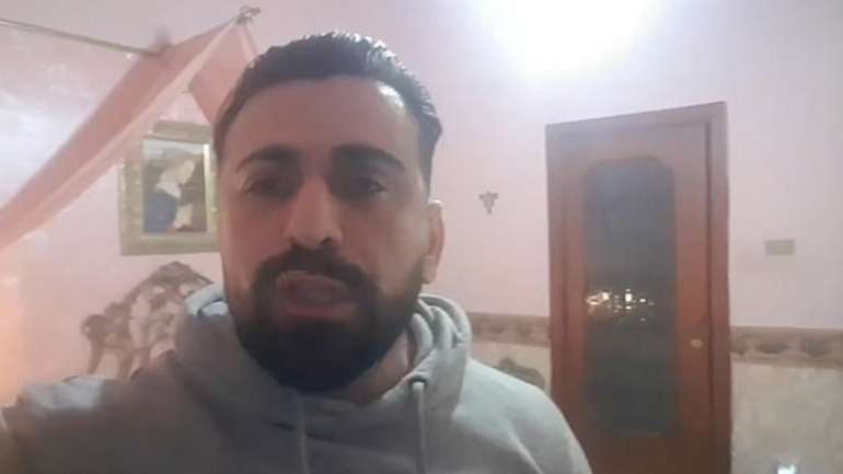 Luca Franzese denunciou a situação num vídeo que publicou no Facebook. O cadáver da irmã jazia na cama atrás de si