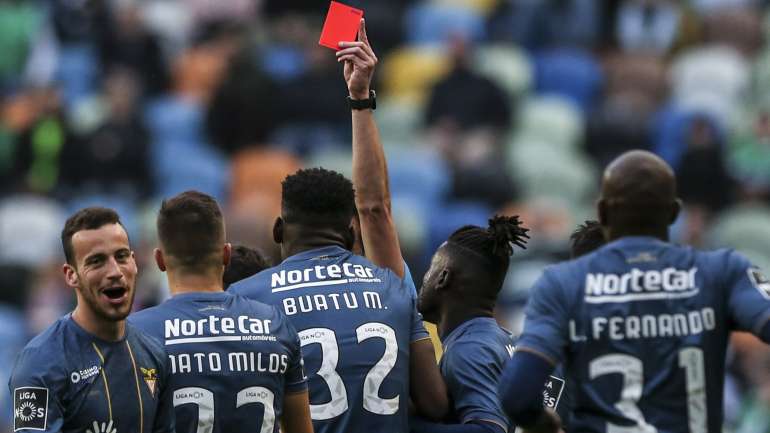 O SJPF reforça que a greve do plantel avense não está relacionada com a Covid-19