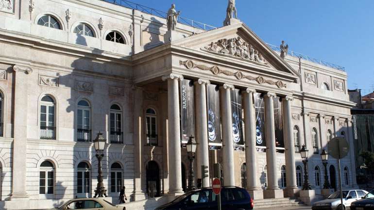 "Fake" é falado em português, com legendas em inglês, e vai estar em cena na sala Garrett até 5 de abril