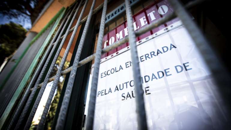 Ministro da Educação reúne-se esta tarde com os diretores e dirigentes escolares para discutir como vai ser o resto do ano letivo