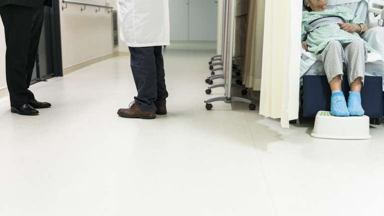 Fábrica chinesa de Shenzhen disponível para enviar ventiladores novos para o Hospital de São João, no Porto